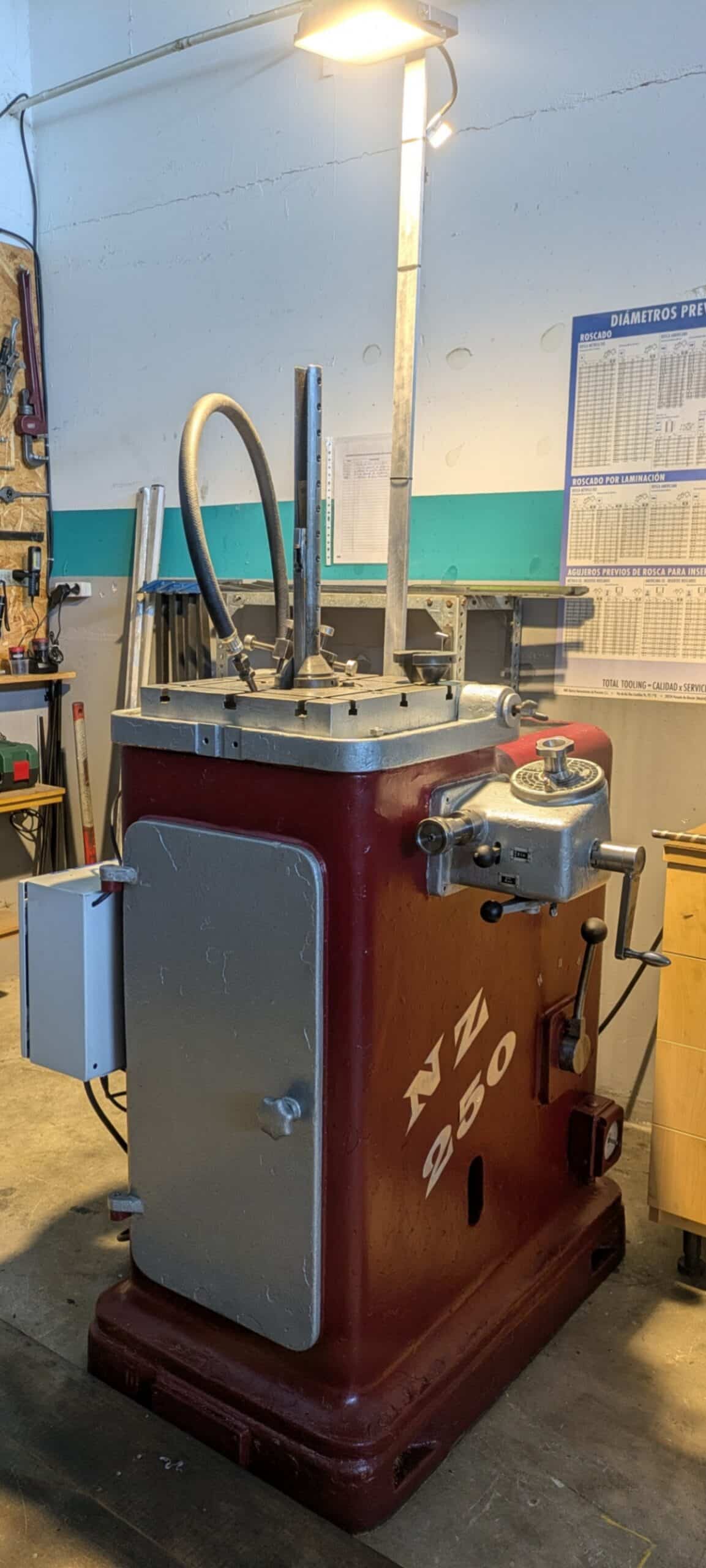 Ranuradora Richard Stuhlman NZ250